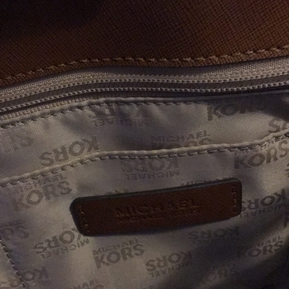 Handbag - Picture 3 of 5